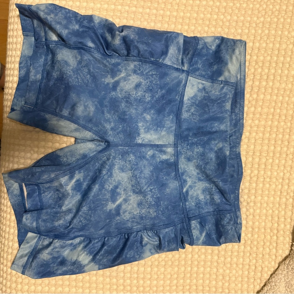 Lululemon Athletica Blue Patterned Athletic Shorts